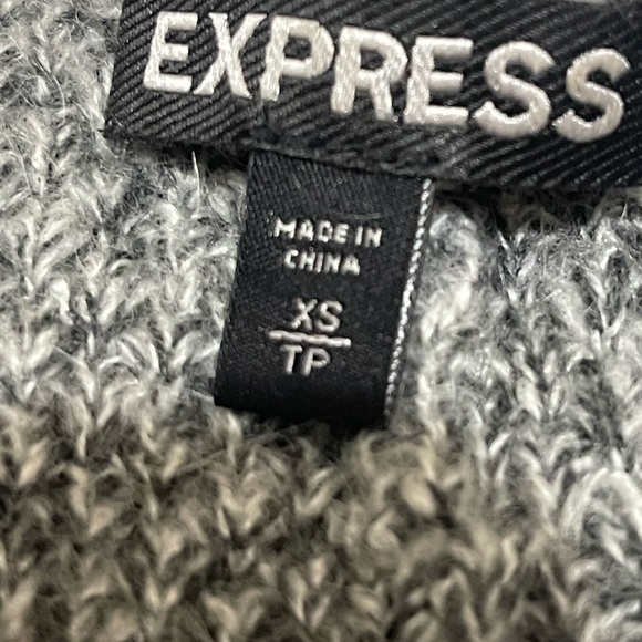 Express. Women’s Open Cardigan. Loosely knit. Size XS. Grey - Picture 8 of 8